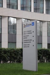 Пилон Radisson Blu